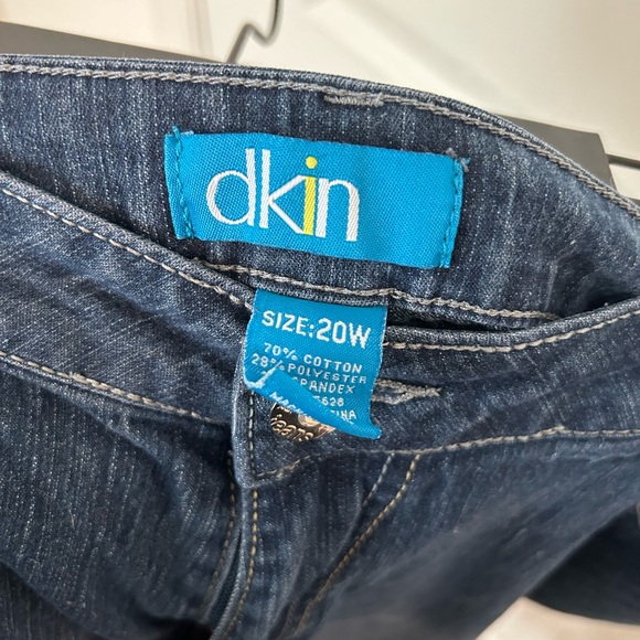 Dkin Jean Capri size 20w - Picture 5 of 5